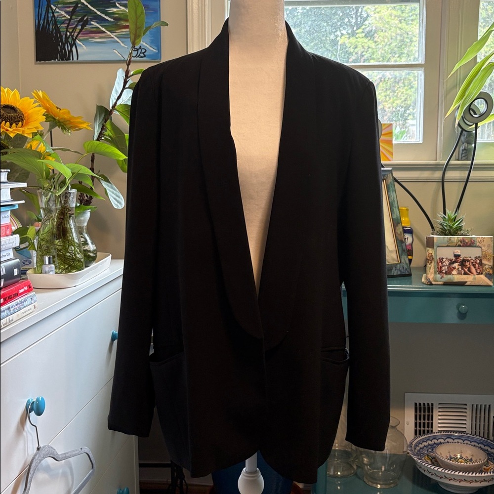 Mural Classic Black Women's Blazer